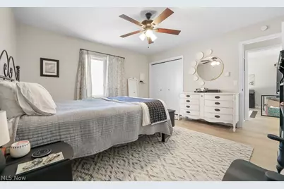 12445 Cleveland Avenue NW, Uniontown, OH 44685 - Photo 15