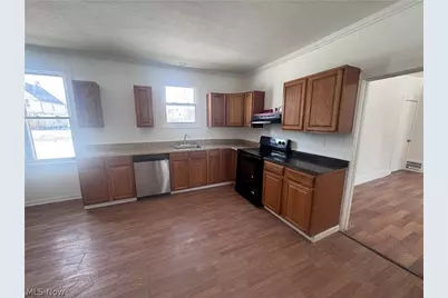 6606 Charter Avenue, Loveland, OH 44127 - Photo 7