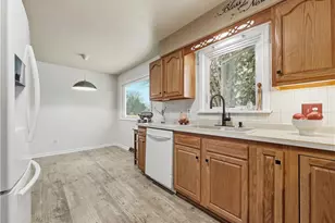 4656 Pinegrove Ave, Austintown, OH 44515 - Photo 5