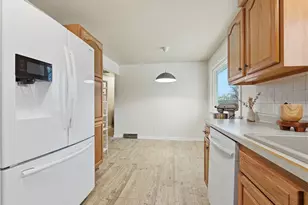 4656 Pinegrove Ave, Austintown, OH 44515 - Photo 11