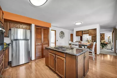 6337 Woodhawk Drive, Loveland, OH 44124 - Photo 15