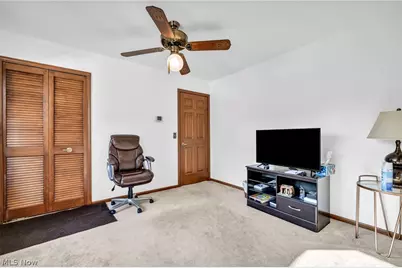 6337 Woodhawk Drive, Loveland, OH 44124 - Photo 23