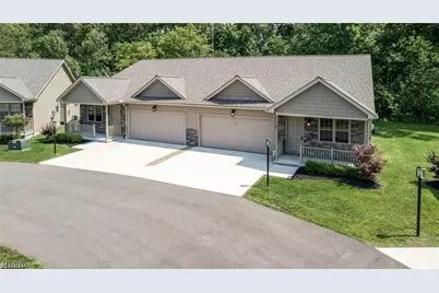 36 Hawks Landing #36, Cortland, OH 44410 - Photo 27