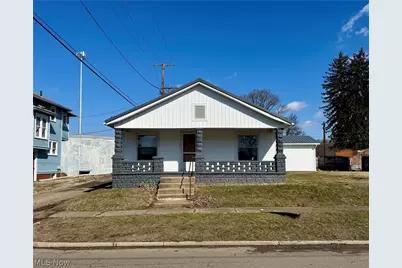 222 Sycamore Street, Coshocton, OH 43812 - Photo 1