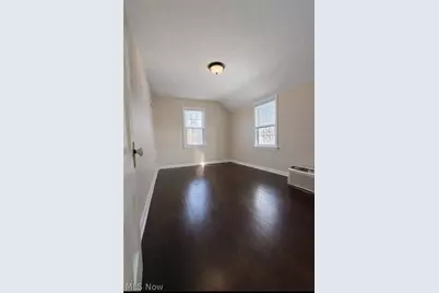 579 E 260th Street, Euclid, OH 44132 - Photo 9