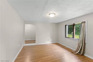 17632 Laurel Ave, Lake Milton, OH 44429 - Photo 17