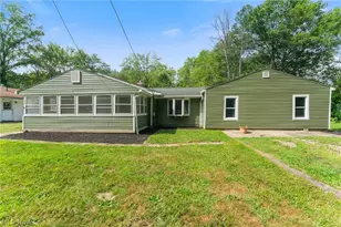 17632 Laurel Ave, Lake Milton, OH 44429 - Photo 33