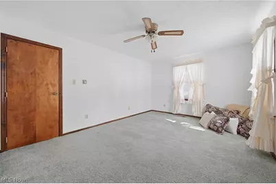 687 Lockwood Road, Barberton, OH 44203 - Photo 19