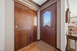 687 Lockwood Rd, Barberton, OH 44203 - Photo 3