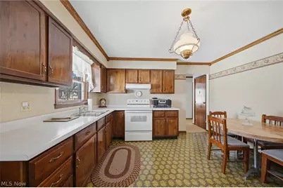 687 Lockwood Road, Barberton, OH 44203 - Photo 9