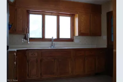716 Chestnut Street, Conneaut, OH 44030 - Photo 5