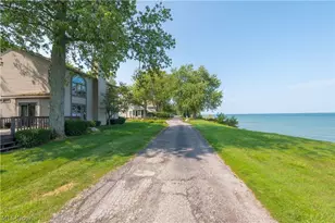 4502 Edgewater Dr, Sheffield Lake, OH 44054 - Photo 41