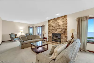 4502 Edgewater Drive, Sheffield Lake, OH 44054 - Photo 7