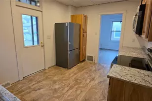 1254 Main St, Follansbee, WV 26037 - Photo 9