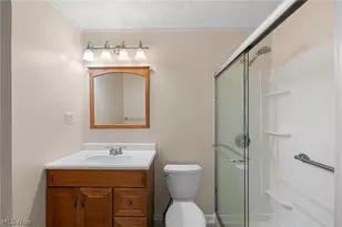 17338 Ridge Creek Rd, Strongsville, OH 44136 - Photo 27