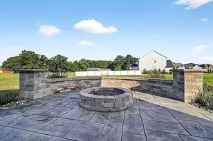 8960 Leatherleaf Dr, Columbia Station, OH 44028 - Photo 3