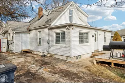 575 Flora Avenue, Akron, OH 44314 - Photo 39