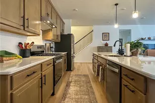 8139 Brookview Ln, Mentor, OH 44060 - Photo 7