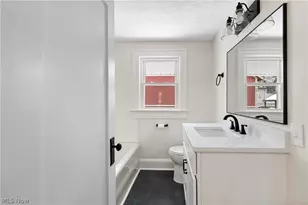 378 Cross St, Akron, OH 44311 - Photo 21