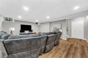 8851 Spring Valley Dr, Grandview Heights, OH 44147 - Photo 39