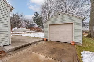 1614 Edmeyer Ave NW, Canton, OH 44708 - Photo 3