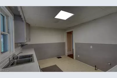 240 E Main Street, Quaker City, OH 43773 - Photo 13