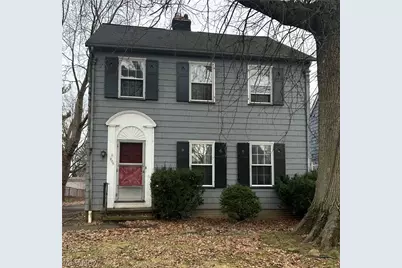 906 Keystone Drive, Cleveland Heights, OH 44121 - Photo 1