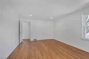 1040 Thorndale Dr, Akron, OH 44320 - Photo 23