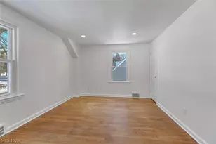 1040 Thorndale Dr, Akron, OH 44320 - Photo 27