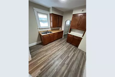 25 S Osborn Avenue, Youngstown, OH 44509 - Photo 3