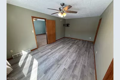 6784 Old Zoarville Road NE, Zoarville, OH 44656 - Photo 19