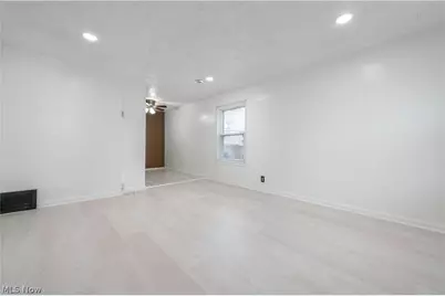 14121 Tuckahoe Avenue, Loveland, OH 44111 - Photo 5