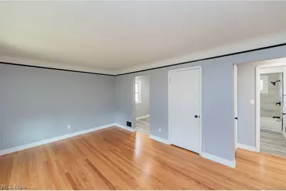 12608 Sprecher Avenue, Loveland, OH 44135 - Photo 11