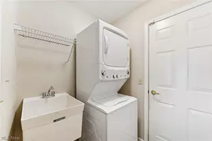 5415 Lake Forest Reserve Ln, Brunswick, OH 44212 - Photo 29