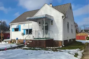 367 Wayne Ave, Akron, OH 44301 - Photo 3