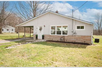 202 Cleveland Avenue E, Warren, OH 44483 - Photo 3