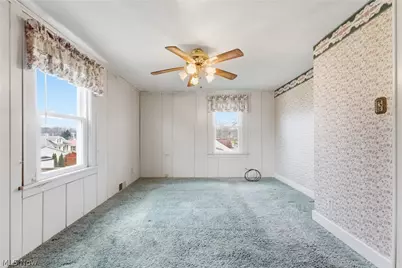 864 W College Road, Alliance, OH 44601 - Photo 25