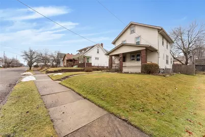 864 W College Road, Alliance, OH 44601 - Photo 3