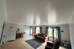 21252 Oxford Rd, Salesville, OH 43773 - Photo 23