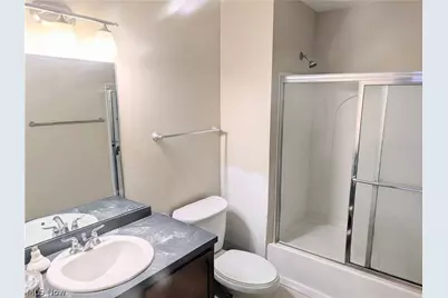 401 W Shoreline Drive #204, Sandusky, OH 44870 - Photo 15