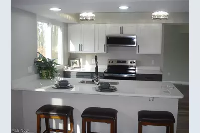 8290 Quail Point Lane, Mentor, OH 44060 - Photo 3