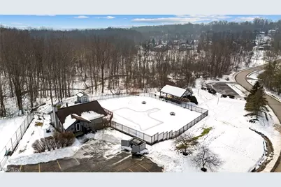 8445 Stoney Brook Drive, Chagrin Falls, OH 44023 - Photo 49