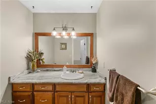 8445 Stoney Brk Dr, Chagrin Falls, OH 44023 - Photo 21