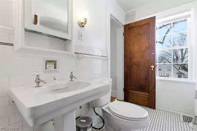 621 Greenwood Avenue, Akron, OH 44320 - Photo 27