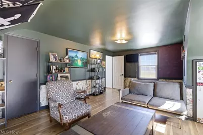 621 Greenwood Avenue, Akron, OH 44320 - Photo 33