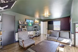 621 Greenwood Ave, Akron, OH 44320 - Photo 33