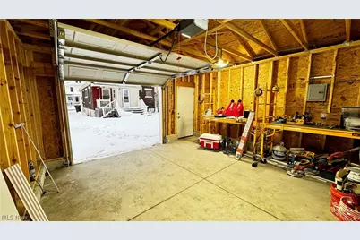 4001 E 54th Street, Newburgh Heights, OH 44105 - Photo 23