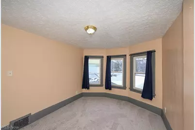 77 W Mildred Avenue, Akron, OH 44310 - Photo 27