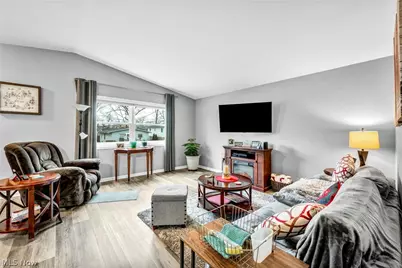 545 Fulmer Avenue, Akron, OH 44312 - Photo 9