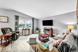 545 Fulmer Ave, Akron, OH 44312 - Photo 9